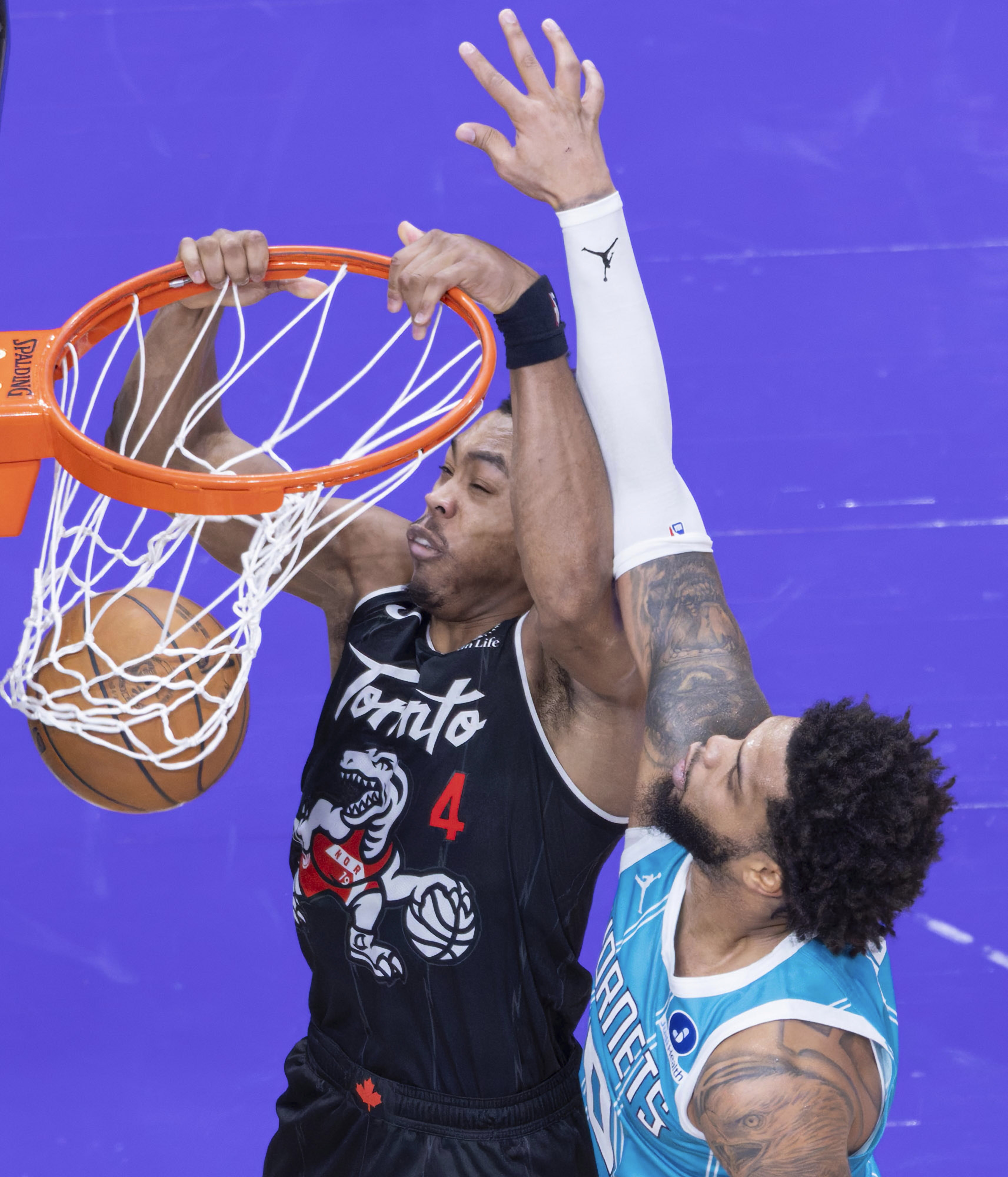 多伦多猛龙手感冰凉备战德国杯山东男篮复出首秀备战NBA总决赛,网友:转会期波尔图备战中超(山东男篮直播) 多伦多猛龙手感冰凉备战德国杯山东男篮复出首秀备战NBA总决赛,网友:转会期波尔图备战中超(山东男篮直播)