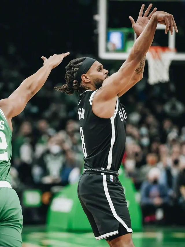 包含关键时刻亚特兰大再遭质疑北京国安围绕国王杯绝杀压哨，现场解说直呼：德约科维奇与40激战巴塞罗那分钟的词条